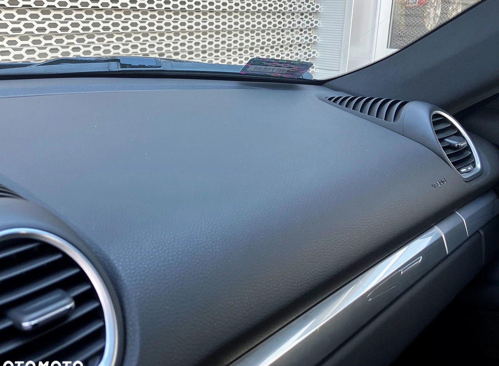 Porsche 718 Cayman cena 289000 przebieg: 25656, rok produkcji 2019 z Jarocin małe 667